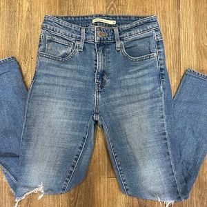 LEVI 721 Ripped Jeans